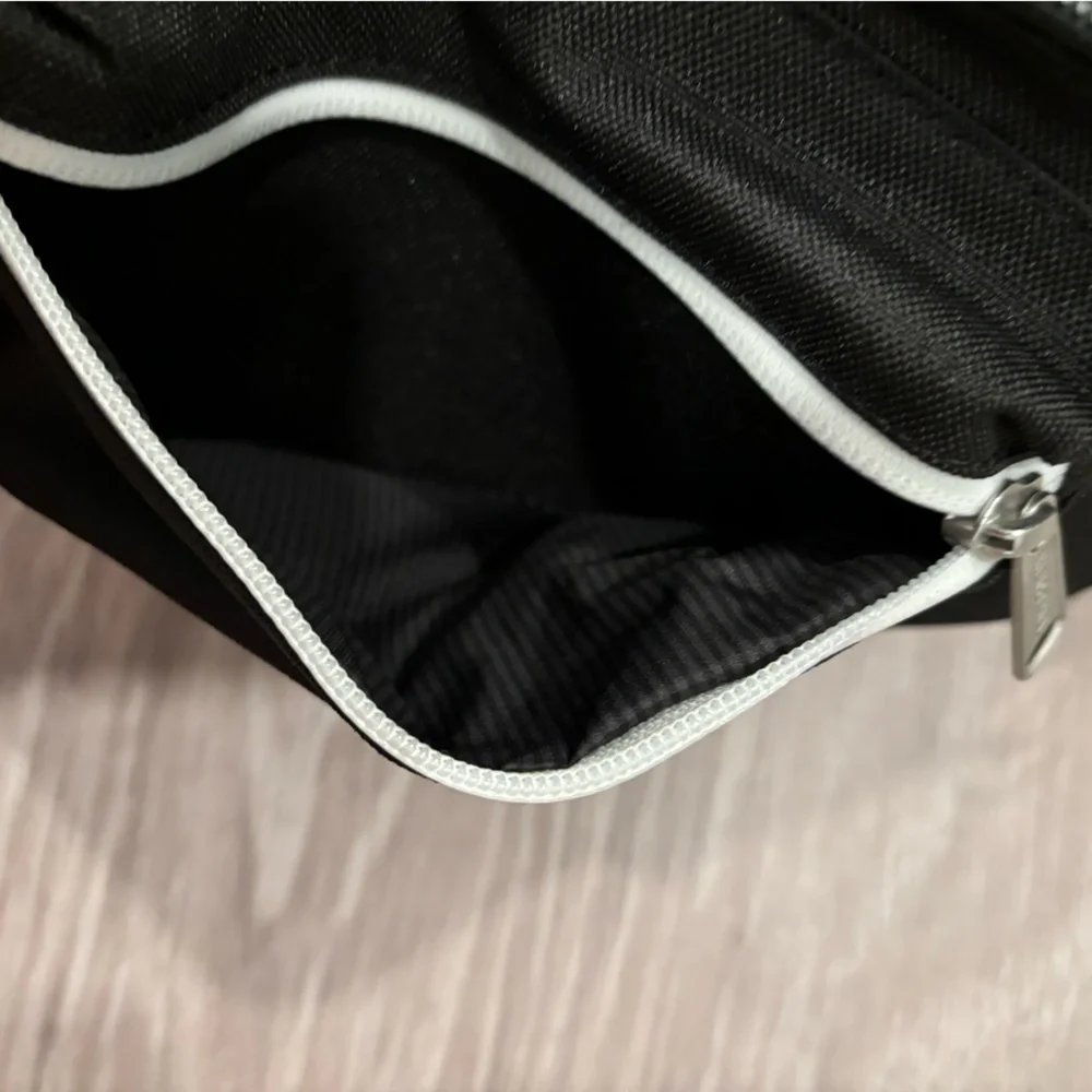 Herschel Supply Pop Quiz Hip Pack - Picture 3 of 5